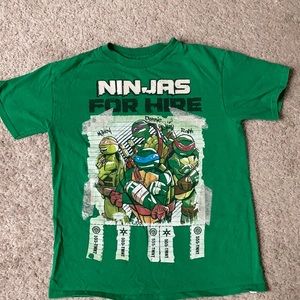Boy’s Ninja Turtle shirt